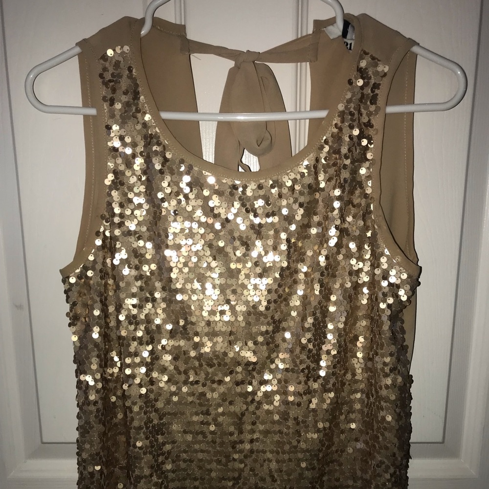 Super Fun, Bling Gold Top